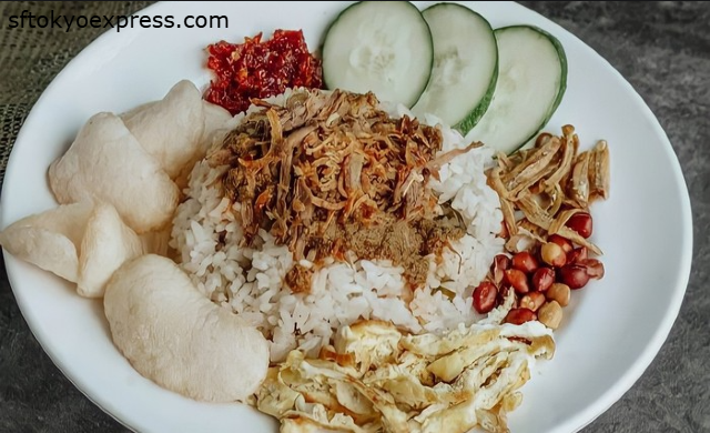 3 Fakta Nasi Gemuk, Makanan yang Disajikan saat Waisak